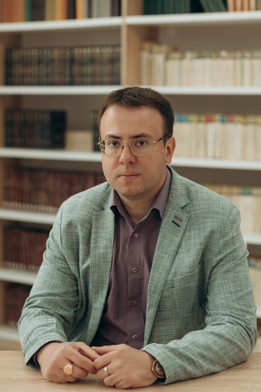 Попов Максим Александрович.